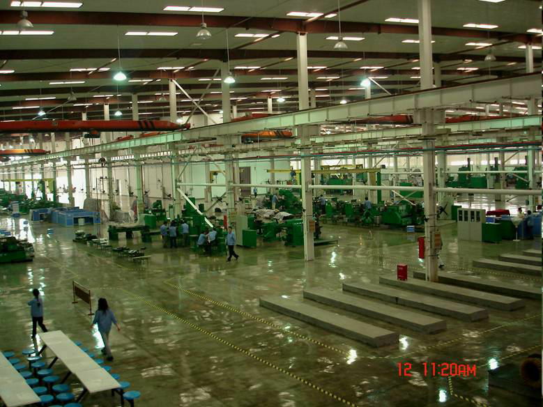 ��������һ����˰��4000��������ҵ�����ײ�������������������������